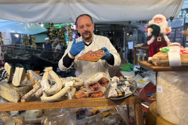 49dfc8d8-c131-4452-8d20-af6b127c380f